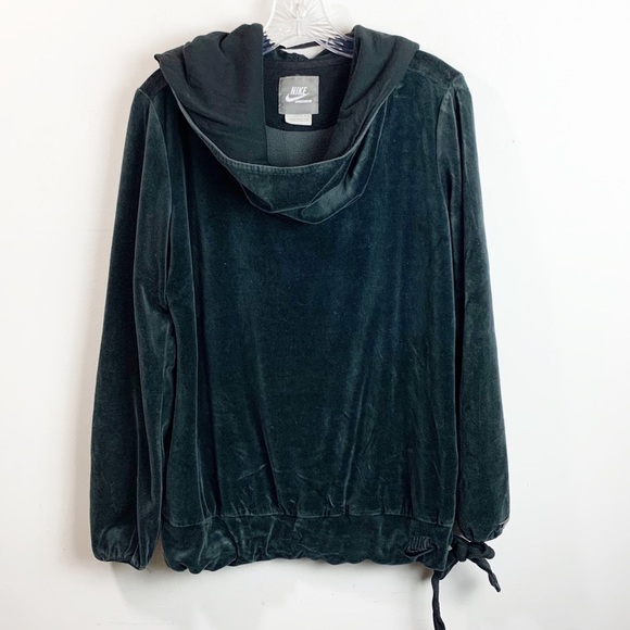 nike velour pullover